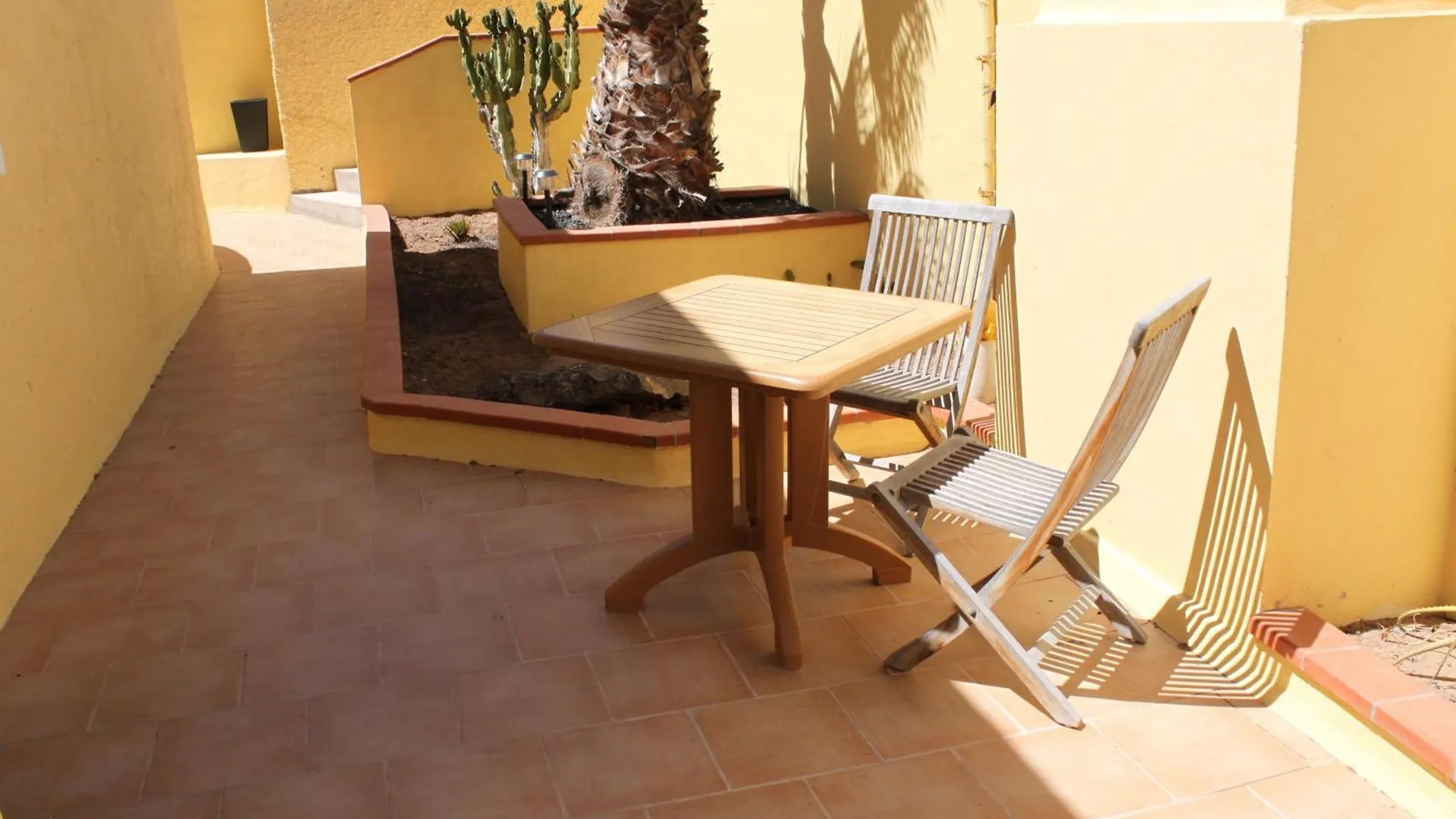 Liebevoll Eingerichtetes Apartment Calima Amarilo La Pared  Spain